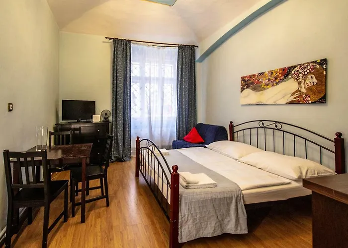 Ruterra Apartment Cimburkova